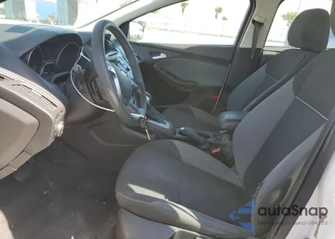 2013 Ford Focus Se z USA, uszkodzony, nr VIN 1FADP3K26DL201537